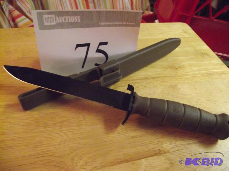lot 75 image: Glock knife...