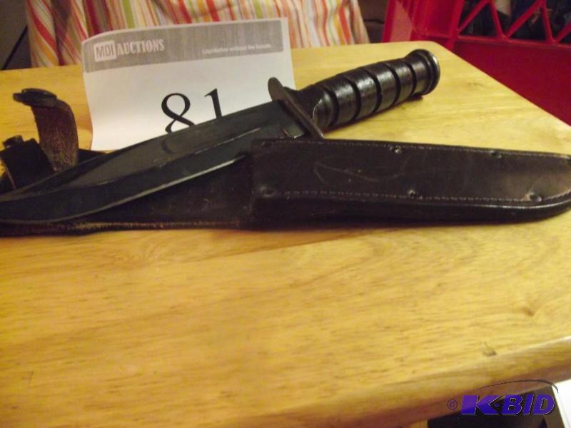 lot 81 image: Camillus USA Combat knife with sheath...