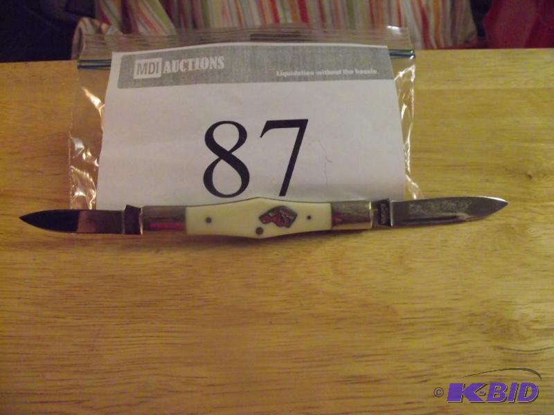 lot 87 image: Ka-Bar Zombie Knife Sign...