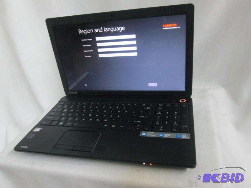 lot 2 image: Toshiba Satellite 15.6 4GB Windows 8.1 Laptop