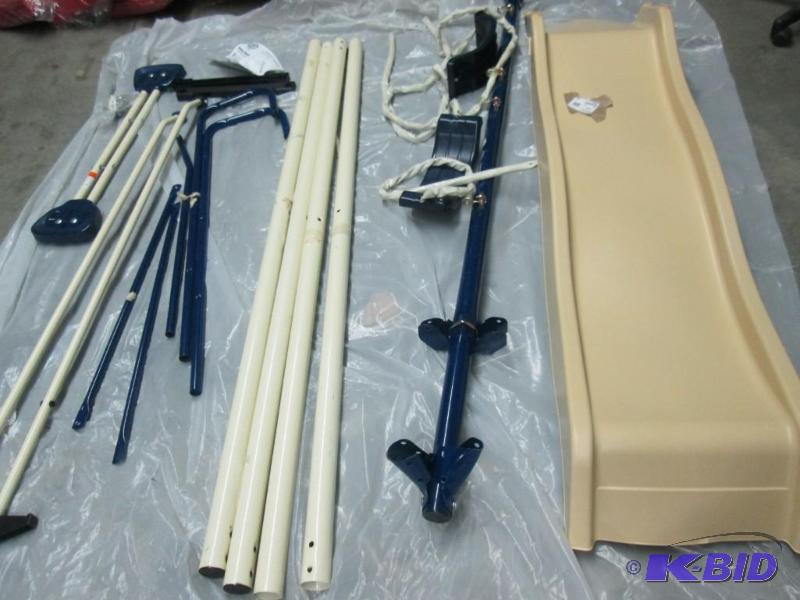 lot 6 image: Flexible Flyer Swing N Glide III Swing Set