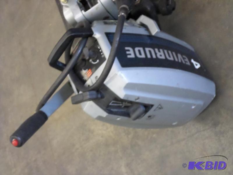 Evinrude 2-Cycle 4HP Boat Motor, Detachable P | Loretto
