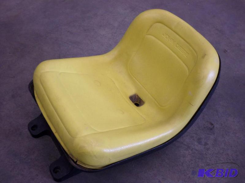 lot 59 image: John Deere Tractor Seat With Plastic Mount...