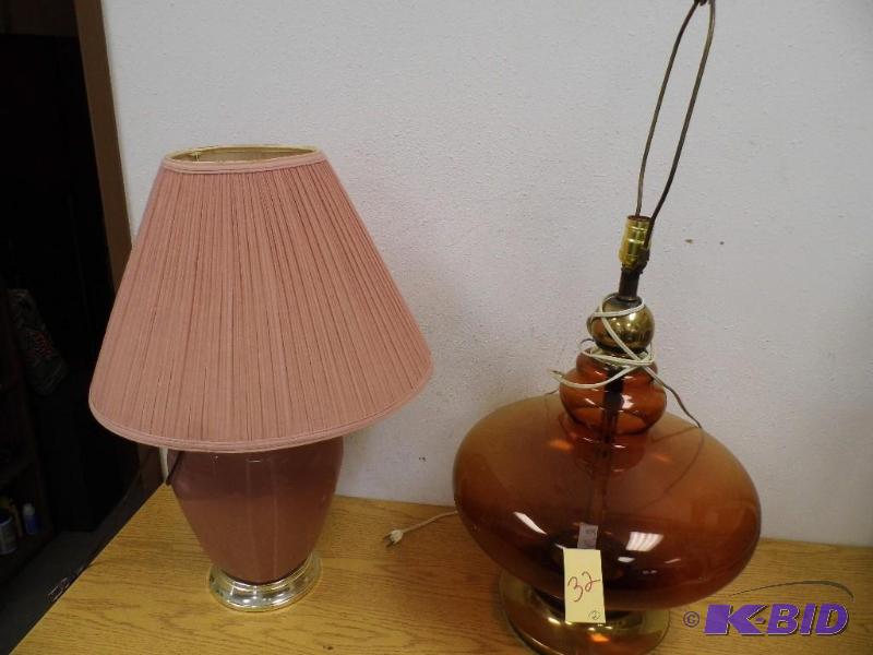 2 Lamps
