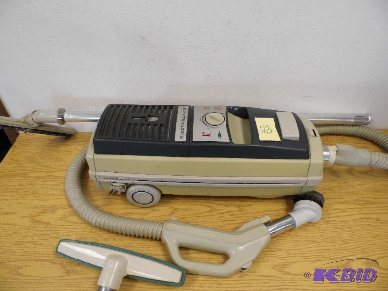 Eletrolux 2100 Vacuum