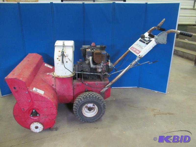 Snow thrower