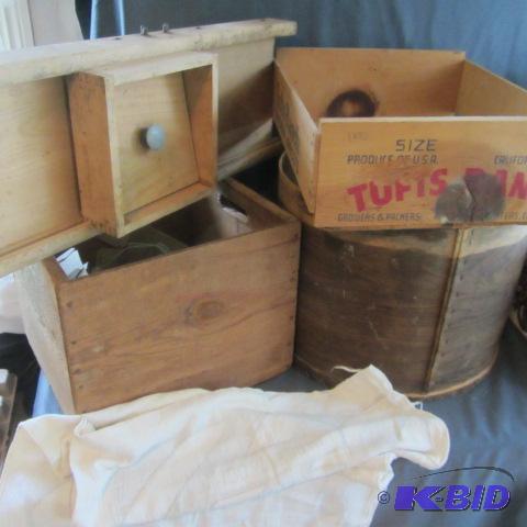 lot 142 image: Wood Box, Kraut Cutter