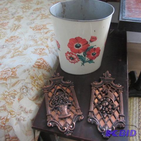 lot 202 image: Vintage Waste Baskets
