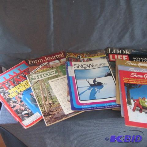 lot 218 image: Magazines