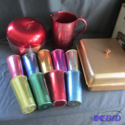 lot 54 image: 1950s Aluminum Drinkware
