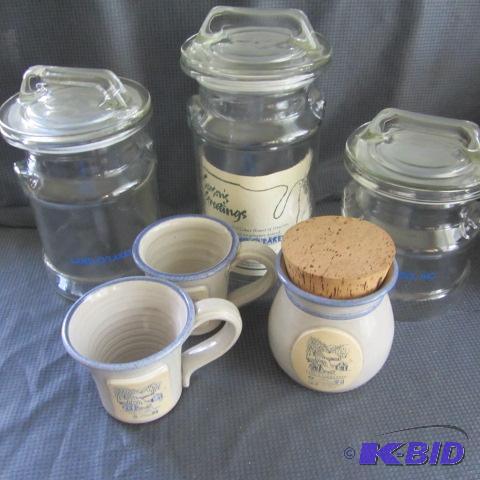 lot 57 image: Land OLakes Canisters