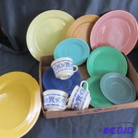 lot 67 image: LuRay and Fiesta Dishes