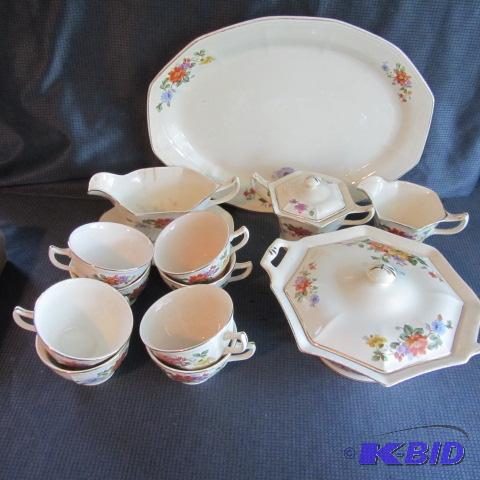 lot 8 image: Sovereign China