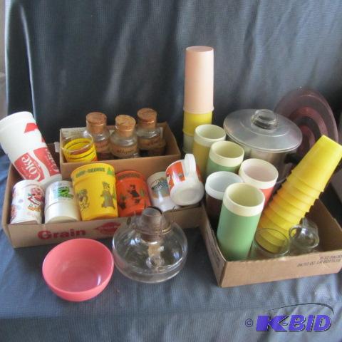 lot 84 image: Popper, Glasses