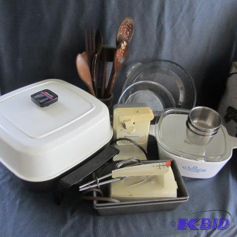 lot 87 image: Cookware