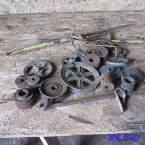 Pulleys, Checkers, Wire