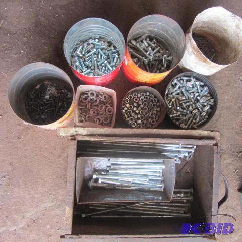 Carriage Bolts, Hardware