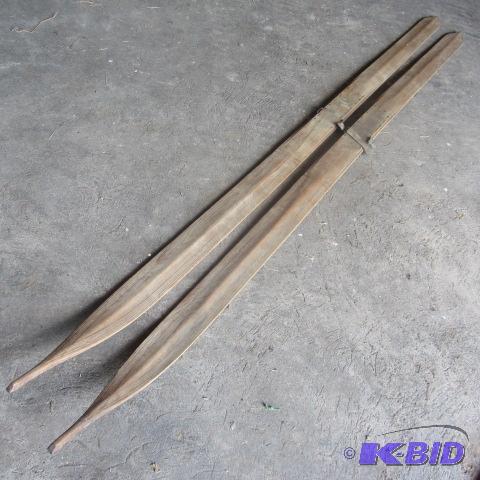 Antique Snow Skis