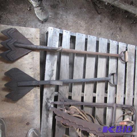 Antique Knives