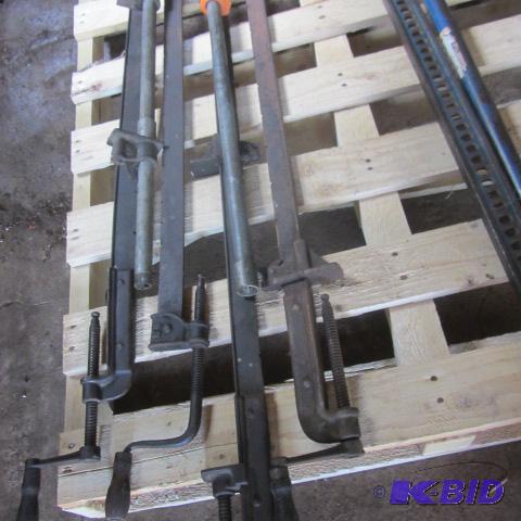 Bar And Pipe Clamps