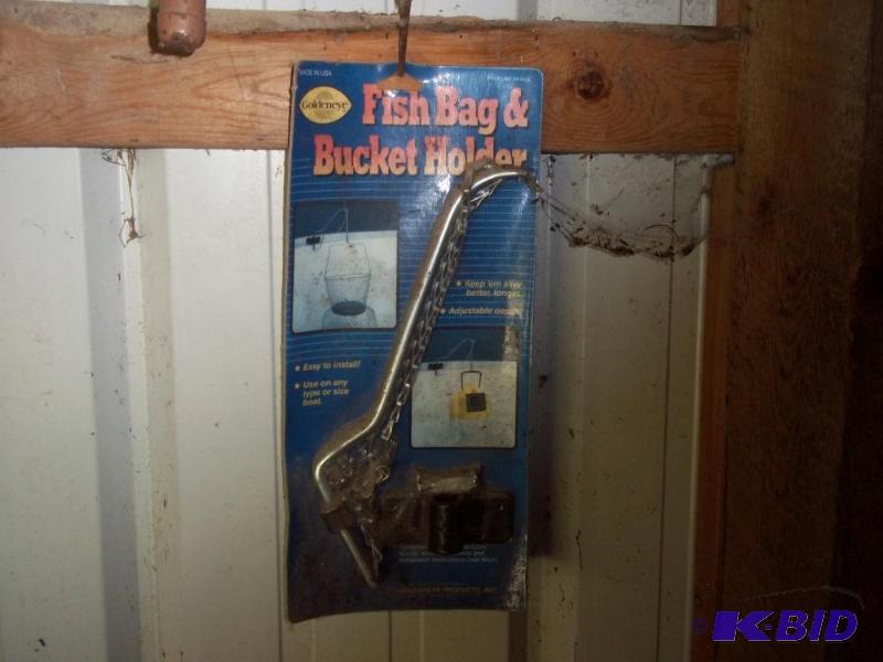 lot 105 image: New fish bucket holder...