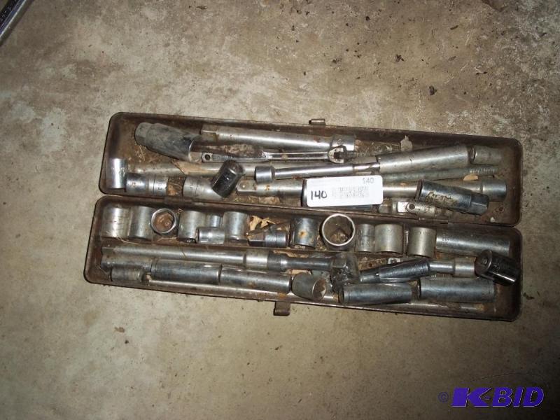 lot 140 image: assorted sockets with case...