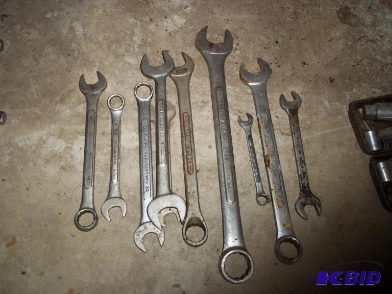 lot 145 image: assorted wrenches...