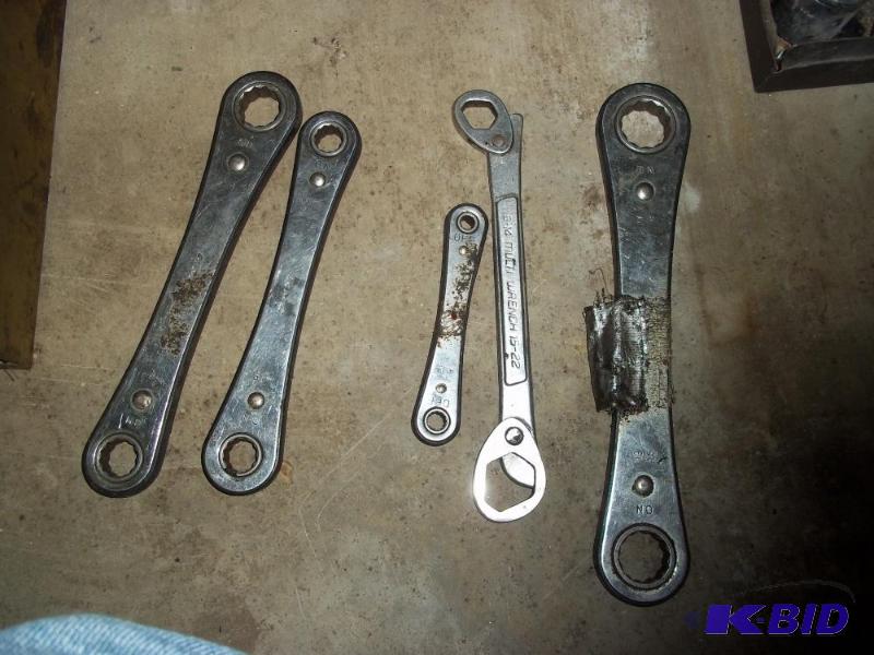 lot 155 image: &nbsp5 ratcheting wrenches...
