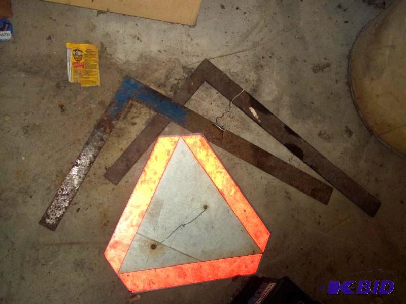 lot 162 image: 2 squares    Slow moving sign ...
