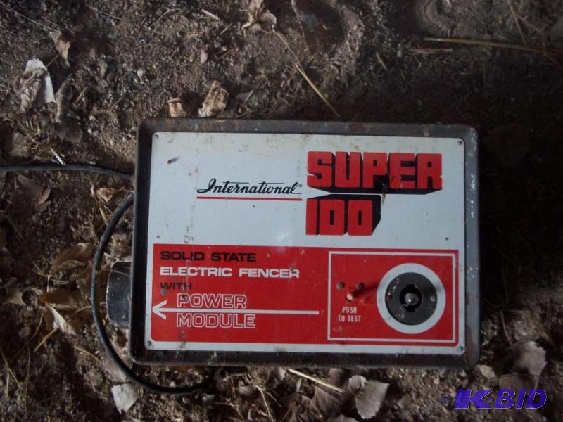 lot 47 image: International Super 100 solid state electric ...