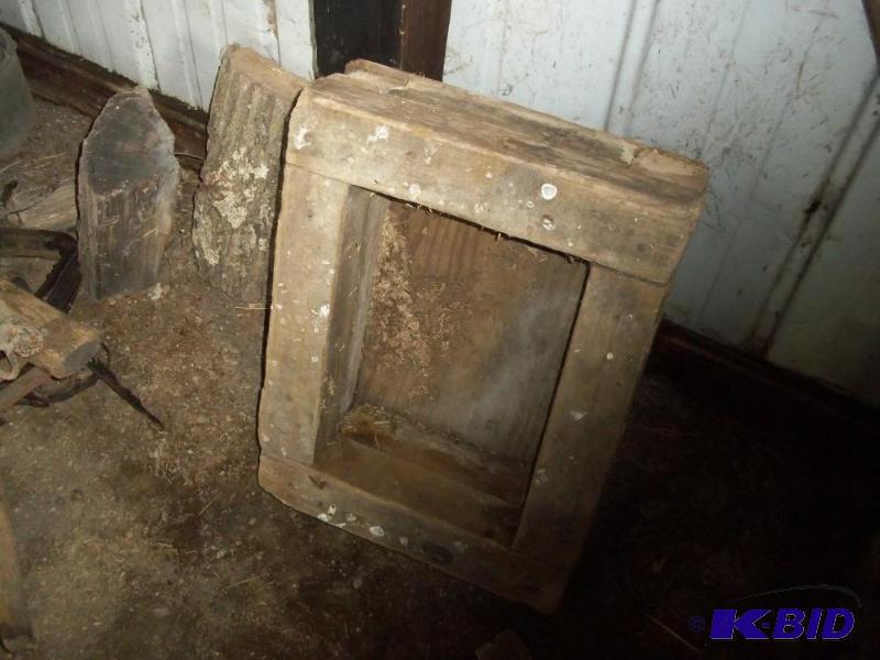 lot 53 image: wooden feed box...