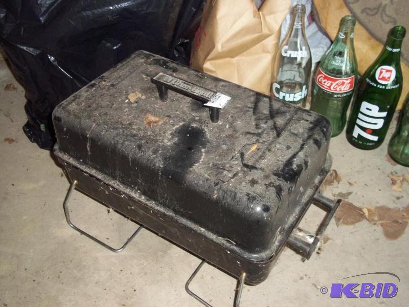 lot 96 image: Table top gas grill...