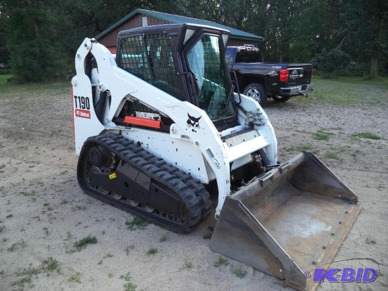 2012 T190 Bobcat in Excellent Condition (Low Hours)
