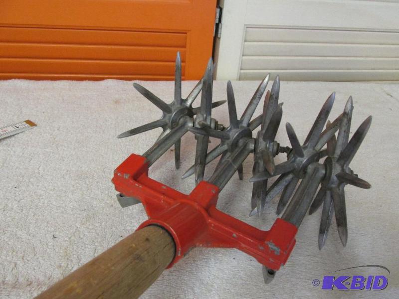 Garden Cultivator