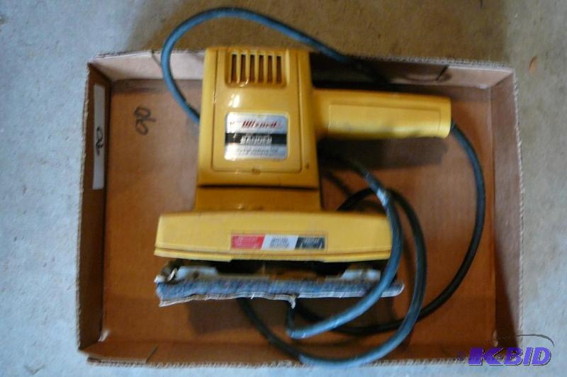 Blizzard Brand 7 inch Electrical Sander in Wo...