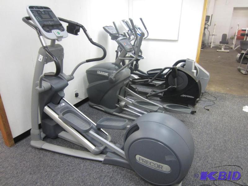 lot 4 image: Precor 546i Experience Line Commercial elliptical.