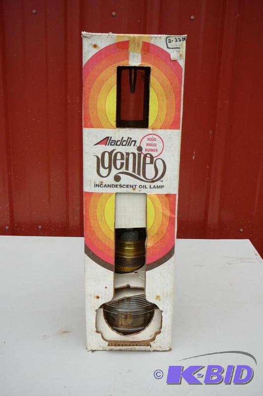 lot 241 image: Aladdin genies Incandesent oil lamp new in bo...