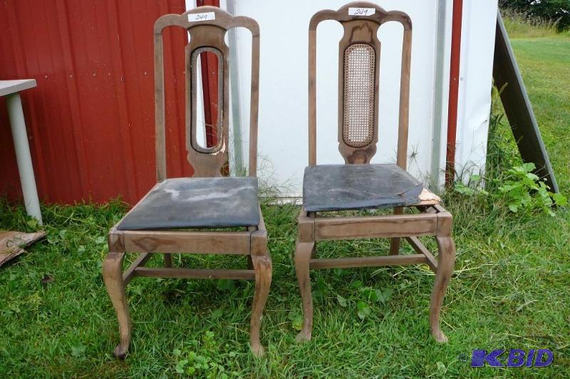 lot 249 image: 2 - Vintage wooden chair Needs work...