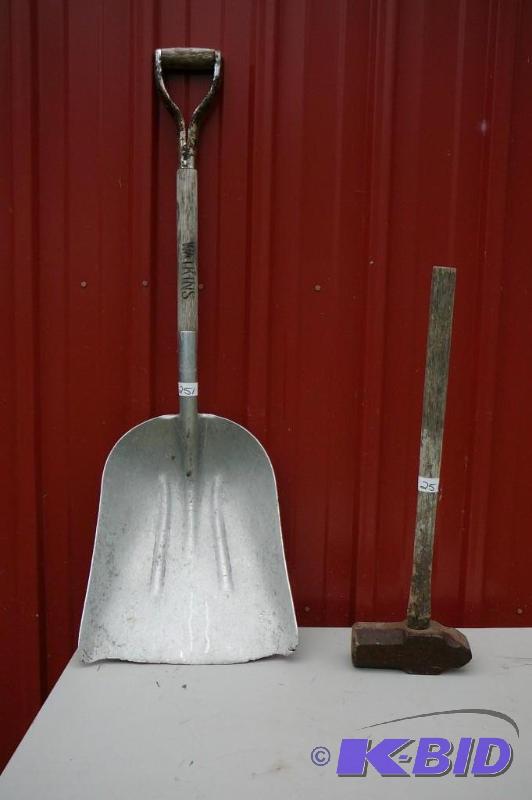 lot 251 image: 10 lbs Shovel & Mall...