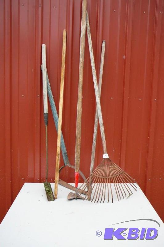 lot 253 image: 2 sys Rack & Hoe...