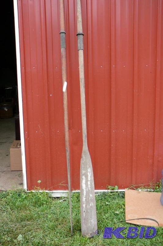 lot 314 image: 2 Oars...
