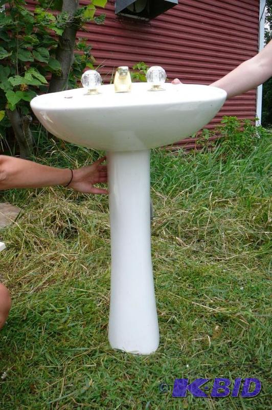 lot 343 image: Pedestal Sink...