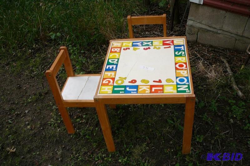 lot 371 image: Kids ABC table with 2 chairs...