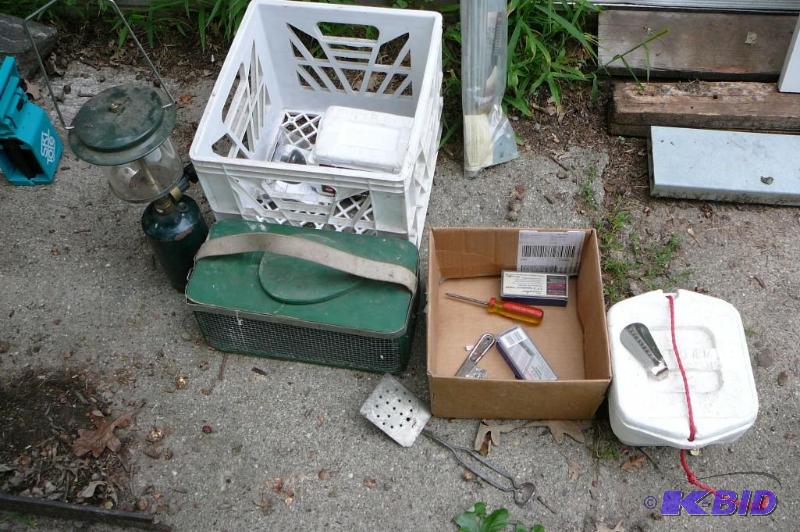 lot 380 image: Coleman lantern, frogbox, bait box, 2 mile ve...