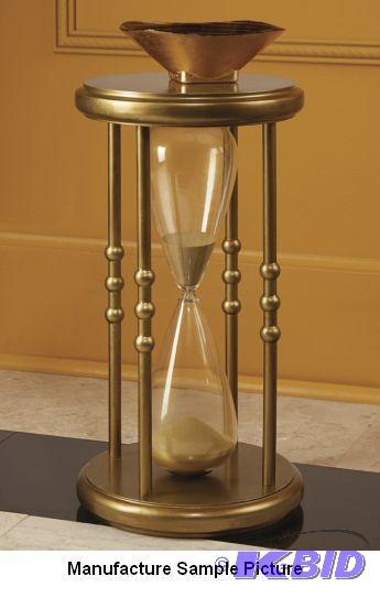 Golden Hourglass Table -&nbspGlass hourglass...