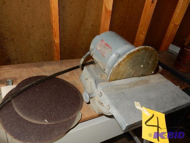 lot 4 image: Table Sander