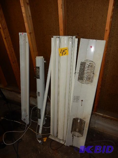 lot 45 image: Electrical Light fixtures