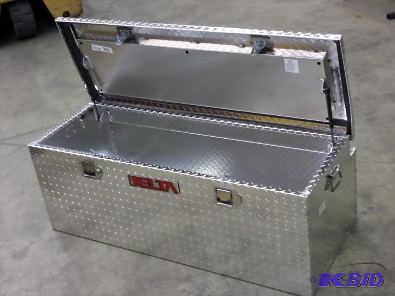 New Delta Diamond Plate Aluminum Truck Toolbo...