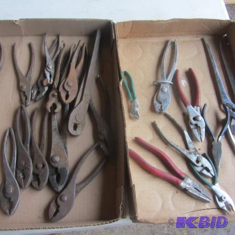 Pliers