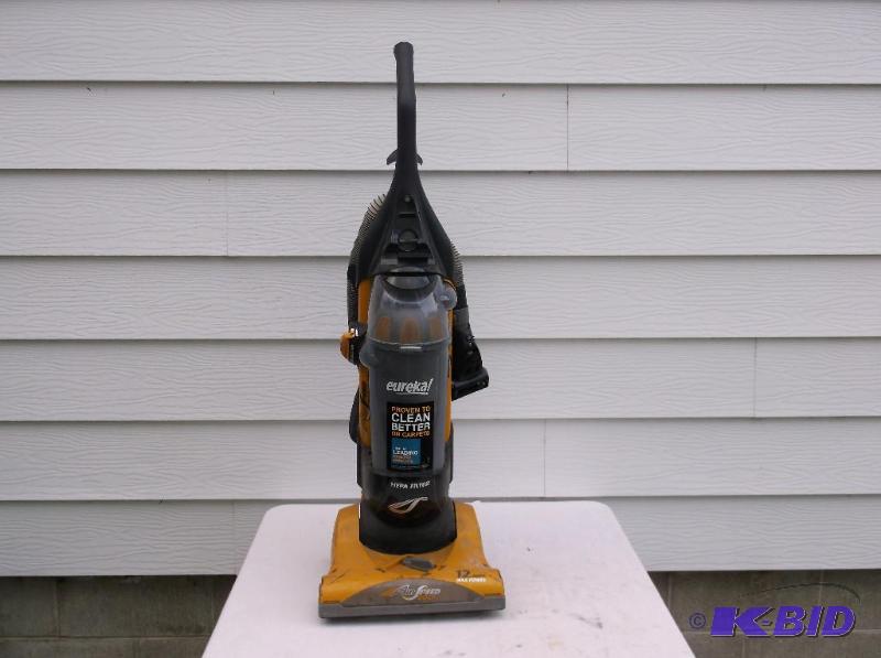 lot 111 image: Eureka vacuum cleaner 12 AMPS max power teste...